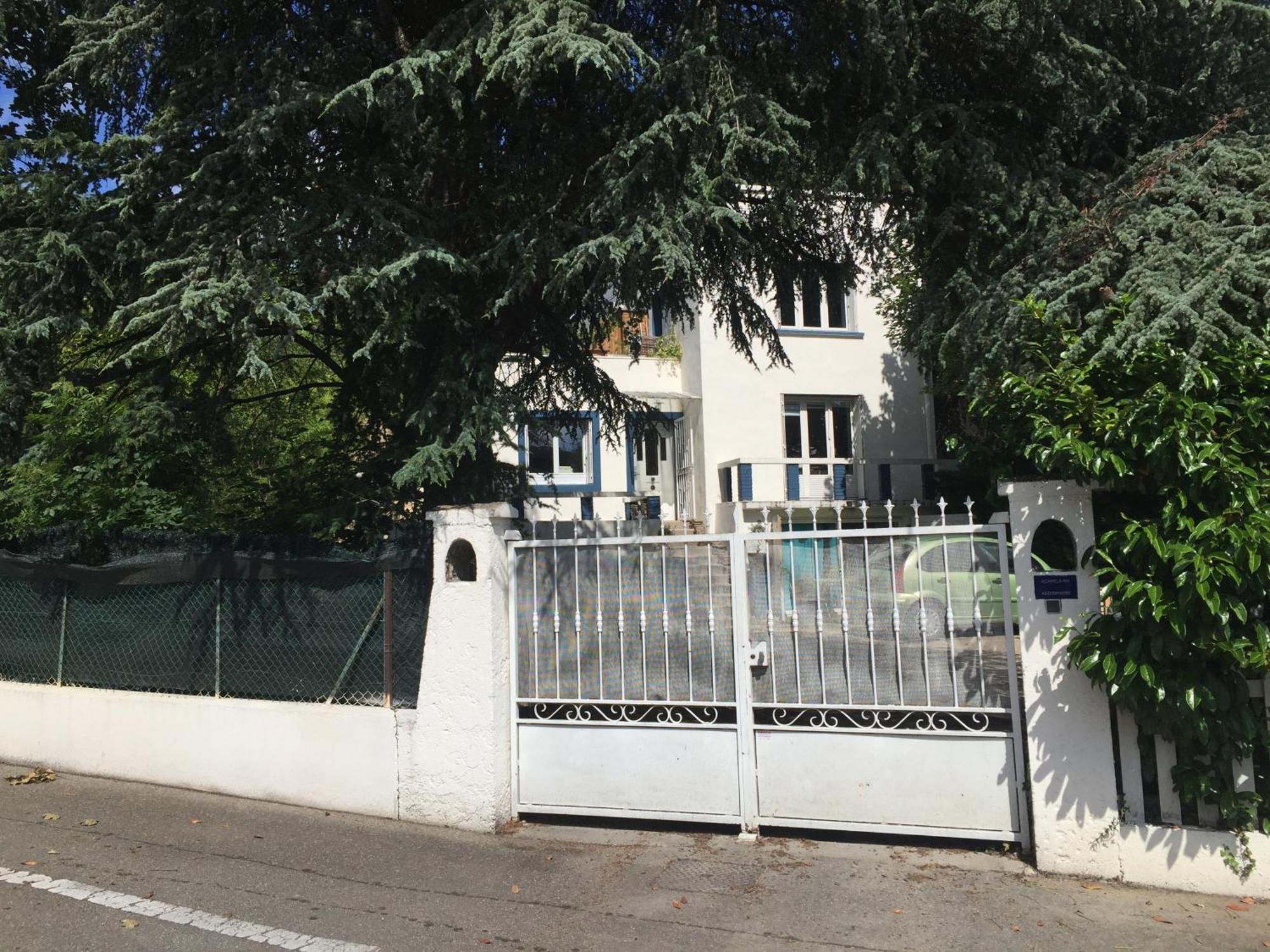 Villa Les Terrasses Dans La Nature Avec Piscine A 2 Pas De Lyon, Metro A 15Mn A Pied Pour Lyon Centre En 10Mn Ou Bus A 300M Pour Lyon Centre Oullins Εξωτερικό φωτογραφία